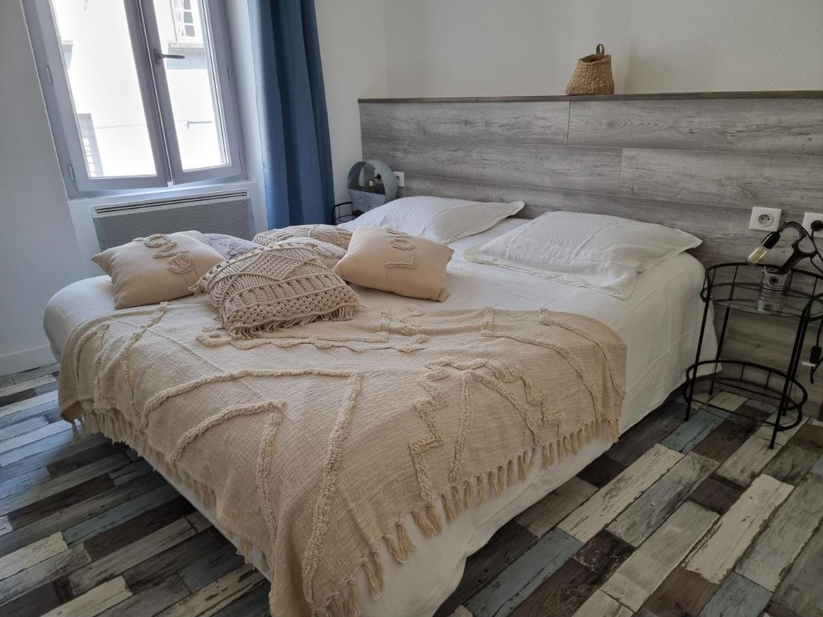 L'Atrium Panzió Piégut-Pluviers Kültér fotó